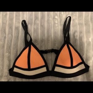 Triangl bikini top